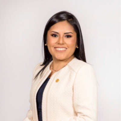 Lizbeth Flores